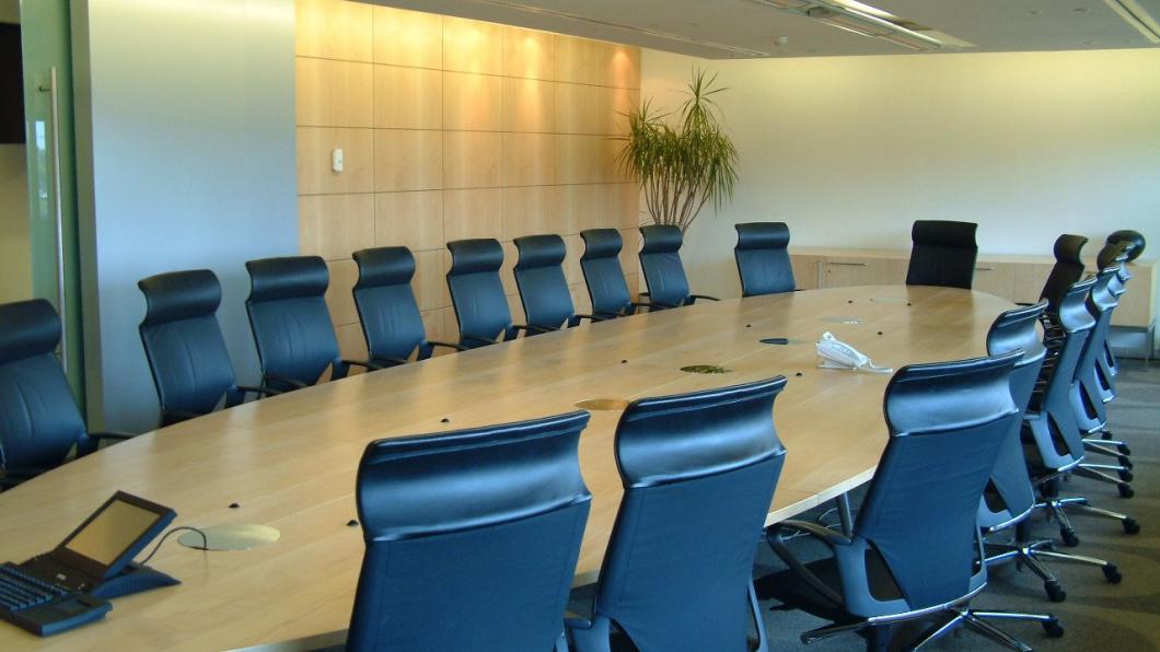 meeting-room-1480575.jpg